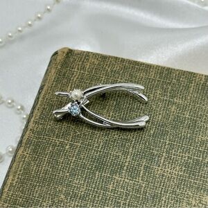 Silver Blue Stone and Pearl Wishbone Brooch